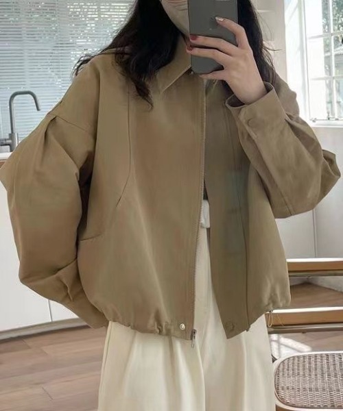 cammie(キャミー)の「エリ付きワイドシルエットライトコート(ブルゾン・レディース・ベージュ/アイボリー・M/L)」の1枚目の写真