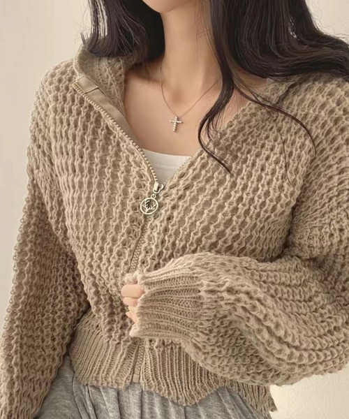 ADDITION STORE（アディションストア）の「【トレンドのショート丈、ワイドシルエット】ざっくりニット フルジップパーカー /　Rough knitting full zip hoodie（カーディガン/ボレロ・レディース・ベージュ/ピンク/グレー/オフホワイト・FREE）」の3枚目の写真