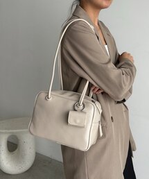 CAPRICIEUX LE'MAGE | エナメルスクエアボストンバッグ(ショルダーバッグ)