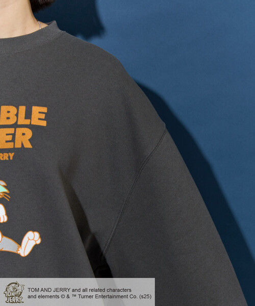 FREAK'S STORE(フリークスストア)の「限定展開 TOM AND JERRY/トムとジェリー フロッキー ロゴ スウェット(スウェット・レディース・チャコールグレー/ナチュラル/ブラック/ベージュ/ネイビー/グレー・フリ-)」の19枚目の写真