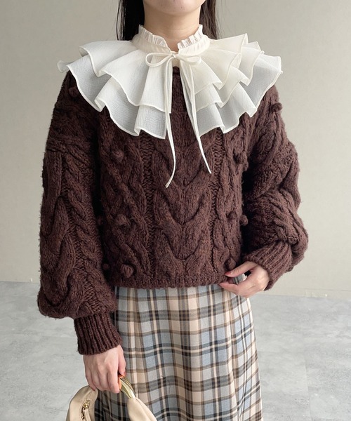 mysty woman（ミスティウーマン）の「2WAYBIGカラーブラウス 583460（シャツ/ブラウス・レディース・オフホワイト/ブラック・FREE）」の13枚目の写真