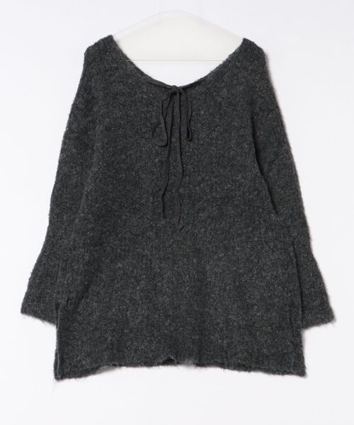 GORGE(ゴージ)の「《バックリボン×ブークレ》レディース チュニックニット ふんわり長丈 秋冬(ニット/セーター・レディース・チャコール/ネイビー/アイボリー/レッド/グリーン・F)」の6枚目の写真