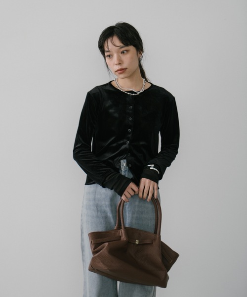 DRWCYS（ドロシーズ）の「シアードッキングベロアカーディガン（カーディガン/ボレロ・レディース・ブラック/ホワイト/ブラウン・FREE）」の7枚目の写真