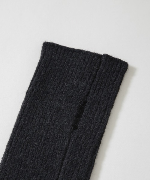 NANO universe（ナノユニバース）の「リブニットアームウォーマー（手袋・レディース・ブラック/ライトグレー/ベージュ・FREE）」の11枚目の写真