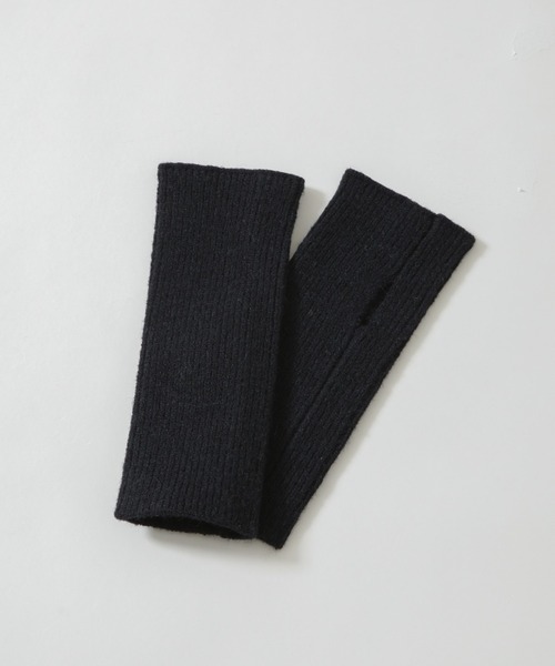 NANO universe（ナノユニバース）の「リブニットアームウォーマー（手袋・レディース・ブラック/ライトグレー/ベージュ・FREE）」の12枚目の写真