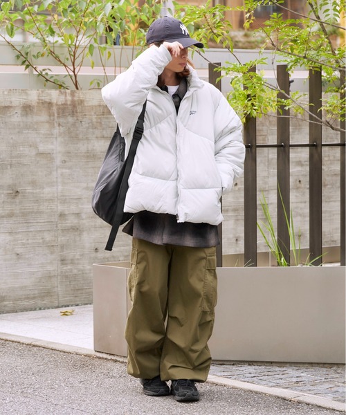 Reebok(リーボック)の「Reebok/リーボック ナイロンワッシャー ダックダウン ショートダウンジャケット/ブルゾン ブランドロゴ(ダウンジャケット/コート・メンズ・グレー/ライトグレー・M/L/XL/S)」の21枚目の写真