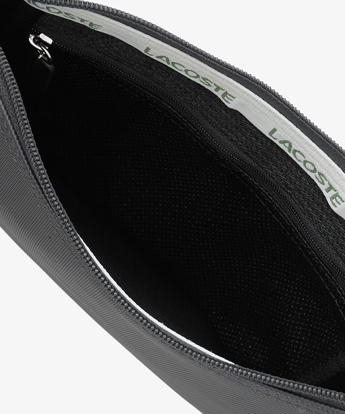 LACOSTE（ラコステ）の「L.12.12 コンセプト フラットポーチ（ショルダーバッグ・レディース・ダークネイビー/ブラック・FREE）」の16枚目の写真