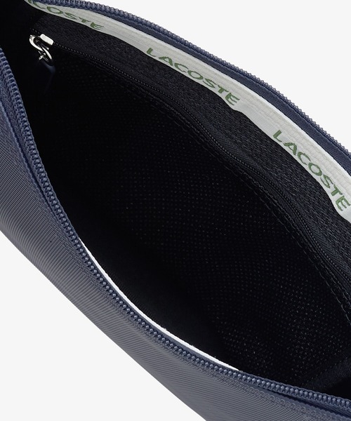 LACOSTE（ラコステ）の「L.12.12 コンセプト フラットポーチ（ショルダーバッグ・レディース・ダークネイビー/ブラック・FREE）」の12枚目の写真