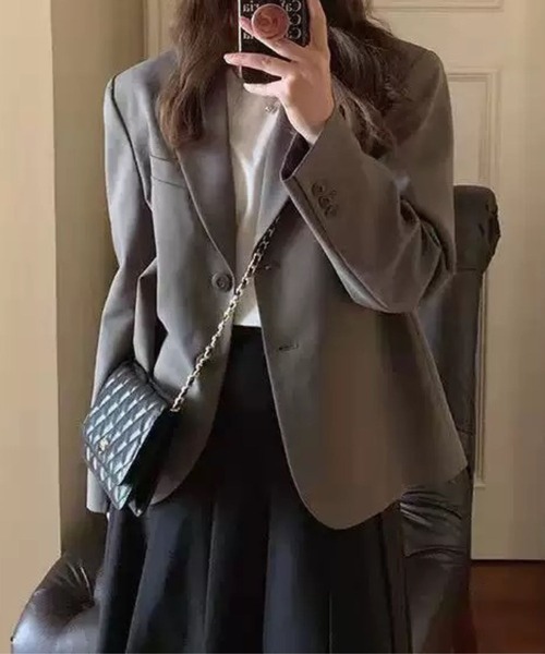 SPIGA（スピーガ）の「ｼﾝﾌﾟﾙﾃｰﾗｰﾄﾞｼﾞｬｹｯﾄ（テーラードジャケット・レディース・ブラック/ブラウン/グレー/アイボリー・SMALL/MEDIUM/LARGE/X-LARGE）」の4枚目の写真