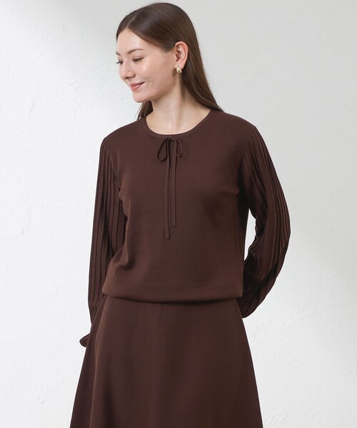 amaca（アマカ）の「リボンタイニット（ニット/セーター・レディース・ダークネイビー/オフホワイト/ブラウン系その他5・38/40）」の5枚目の写真