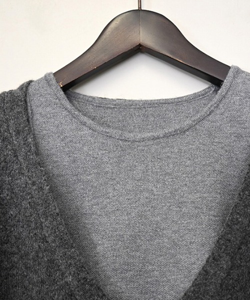 STYLEBLOCK（スタイルブロック）の「タンクトップ×メランジVネックプルオーバーセット（ニット/セーター・レディース・ブラウン/ブラック/グレイッシュベージュ/チャコールグレー・M）」の7枚目の写真