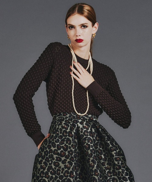 SNOWY ポップコーンクルーネックニット