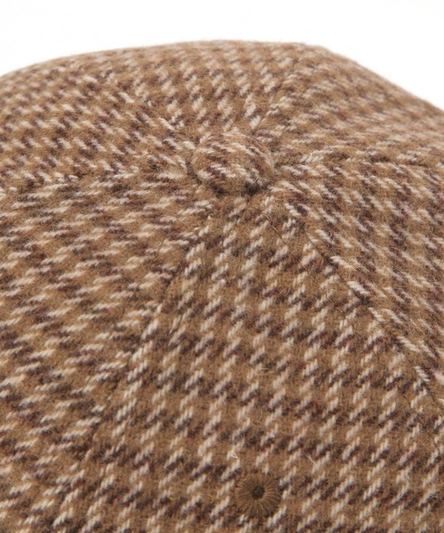 LAKOLE（ラコレ）の「起毛チェック柄キャップ / 583680（キャップ・レディース・ベージュ/キャメル/カーキ・FREE）」の6枚目の写真