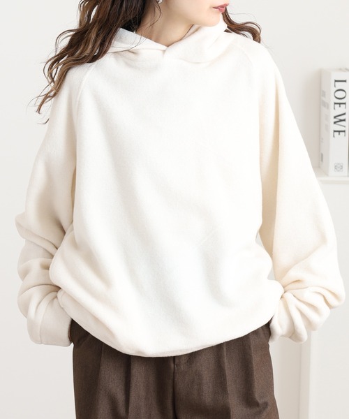 OMNES（オムネス）の「ふわふわフリースパーカー長袖（パーカー・レディース・パープル/チャコール/キャメル/アイボリー・FREE）」の17枚目の写真