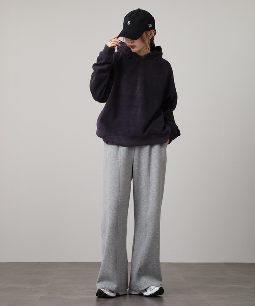 OMNES（オムネス）の「ふわふわフリースパーカー長袖（パーカー・レディース・パープル/チャコール/キャメル/アイボリー・FREE）」の12枚目の写真