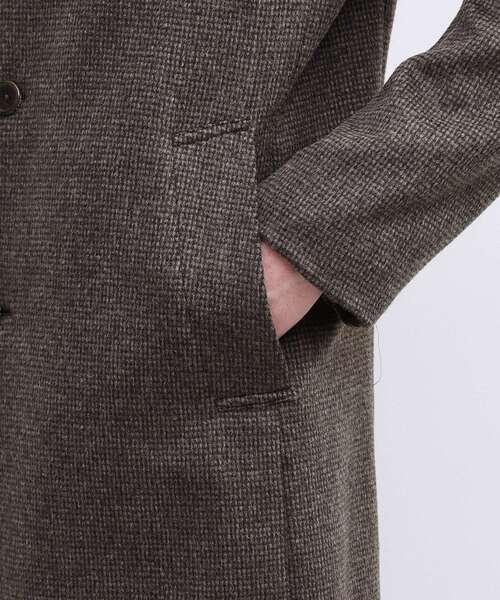 TAKEO KIKUCHI（タケオキクチ）の「カシミヤブレンド ビーバー調ピンヘッドスタンドカラーコート（その他アウター・メンズ・ブラウン系その他5/チャコール・01/05/04/03/02）」の16枚目の写真