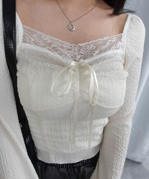 Lots of Love(ロッツオブラブ)の「フロントリボンレーススリムトップス(Tシャツ/カットソー・レディース・アイボリー/ブラウン・M)」の3枚目の写真