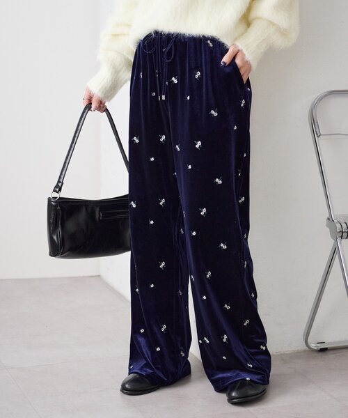 ベロア刺繍イージーパンツ（その他パンツ）｜DISCOAT（ディスコート