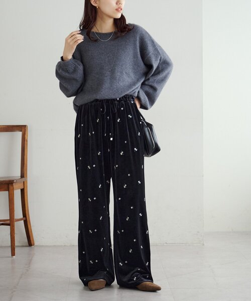 DISCOAT(ディスコート)の「ベロア刺繍イージーパンツ(その他パンツ・レディース・ネイビー/ブラック・FREE)」の22枚目の写真