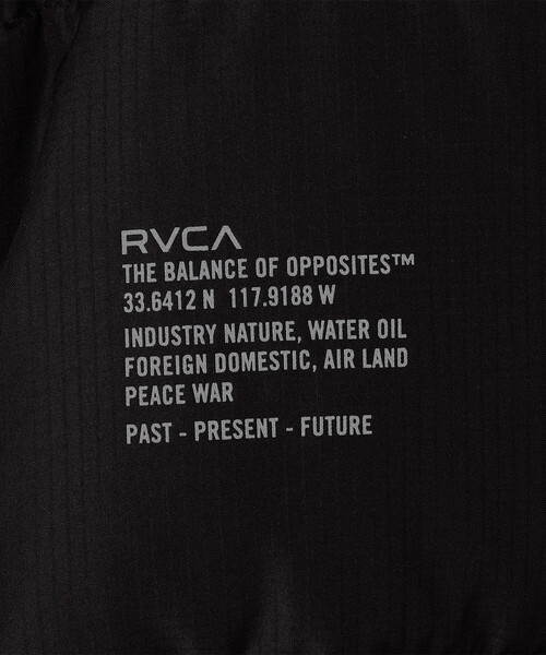 FREAK'S STORE(フリークスストア)の「限定展開 RVCA/ルーカ メンズ BACK PRINT PUFFER JKT ジャケット(ダウンジャケット/コート・メンズ・ブラック・SMALL/MEDIUM/LARGE)」の7枚目の写真
