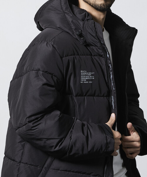 FREAK'S STORE(フリークスストア)の「限定展開 RVCA/ルーカ メンズ BACK PRINT PUFFER JKT ジャケット(ダウンジャケット/コート・メンズ・ブラック・SMALL/MEDIUM/LARGE)」の15枚目の写真