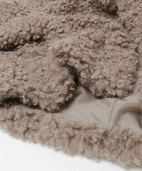 KBF（ケイビーエフ）の「フォルムボアジャケット（その他アウター・レディース・ベージュ系その他/グリーン系その他/アイボリー・ONE）」の9枚目の写真