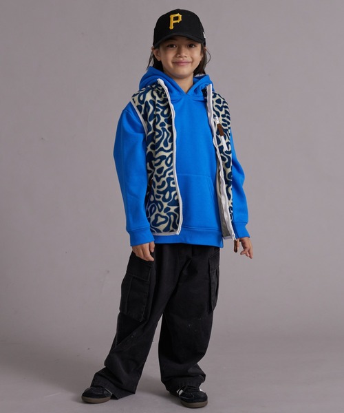 PAIRMANON STREET（ペアマノンストリート）の「フリース スタンドカラー ジップベスト【PAIRMANON STREET】（ベスト・キッズ・グリーン系その他/ブルー系その他/アイボリー/ブラック・100/110/120/130/140/150/160/90）」の16枚目の写真