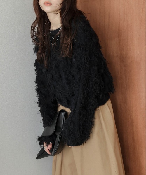 AMELY(エミリー)の「フリンジデザインニットプルオーバー(ニット/セーター・レディース・ベージュ/ブラック/テラコッタ/グレー・フリー)」の6枚目の写真