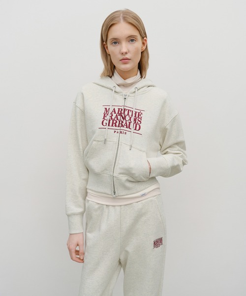 W EMBROIDERY CLASSIC LOGO CROP HOODIE ZIPUP（パーカー）｜MARITHE +
