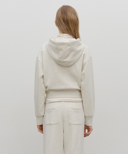 W EMBROIDERY CLASSIC LOGO CROP HOODIE ZIPUP（パーカー）｜MARITHE +