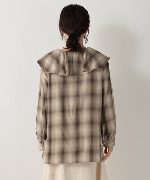 Afternoon Tea（アフタヌーンティー）の「オンブレチェックフリルカラーブラウス（シャツ/ブラウス・レディース・ライトベージュ/ブラック・MEDIUM）」の5枚目の写真