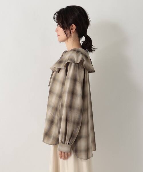 Afternoon Tea（アフタヌーンティー）の「オンブレチェックフリルカラーブラウス（シャツ/ブラウス・レディース・ライトベージュ/ブラック・MEDIUM）」の6枚目の写真