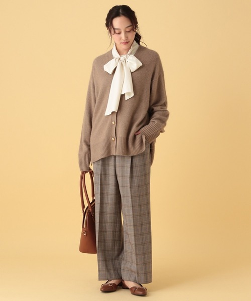 Elura（エルーラ）の「≪入卒/セレモニー/通勤≫ボウタイ2WAYブラウス/612479（シャツ/ブラウス・レディース・ホワイト/ネイビー・FREE）」の9枚目の写真