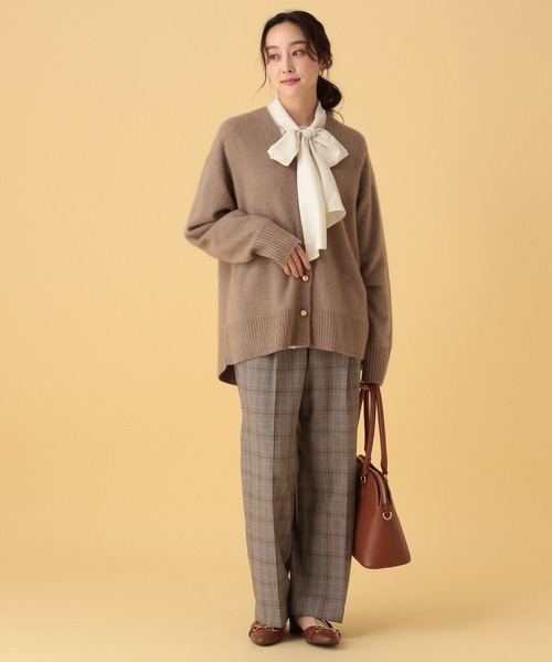 Elura（エルーラ）の「≪入卒/セレモニー/通勤≫ボウタイ2WAYブラウス/612479（シャツ/ブラウス・レディース・ホワイト/ネイビー・FREE）」の10枚目の写真