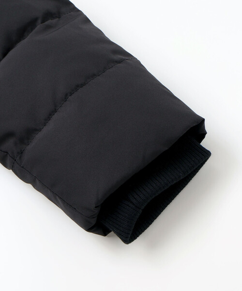 BeBe（ベベ）の「【撥水加工】タフタ切り替えロゴプリントフード中綿コート（ダウンジャケット/コート・キッズ・ブラック・130cm/120cm/110cm/100cm/140cm/150cm）」の11枚目の写真