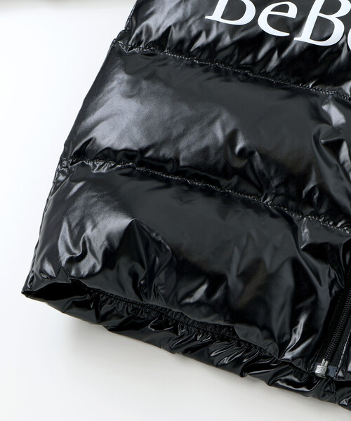 BeBe（ベベ）の「【撥水加工】タフタ切り替えロゴプリントフード中綿コート（ダウンジャケット/コート・キッズ・ブラック・130cm/120cm/110cm/100cm/140cm/150cm）」の13枚目の写真
