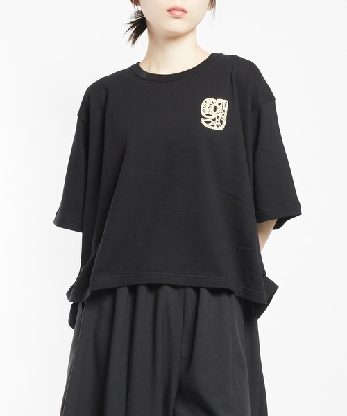 gomme(ゴム)の「プリントタックT(Tシャツ/カットソー・レディース・ブルー/チャコールグレー/ブラック・MEDIUM)」の1枚目の写真