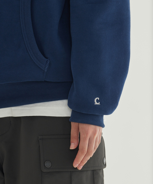 COVERNAT(カバーナット)の「スモールロゴ起毛フードパーカー ネイビー(パーカー・レディース・その他・X-SMALL/SMALL/MEDIUM/LARGE/X-LARGE/XX-LARGE)」の9枚目の写真