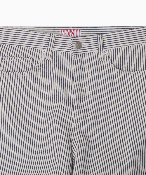 MENASOO(ミナス)の「Stripe Denim Short Pants_Deep Navy(その他パンツ・レディース・ダークネイビー・2/1)」の2枚目の写真