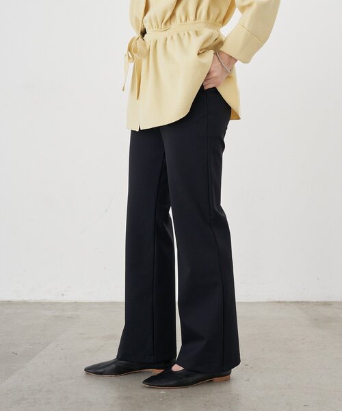 SHENERY（シーナリー）の「スリムジャージーパンツ（その他パンツ・レディース・アイボリー/ブラック・36/38）」の19枚目の写真