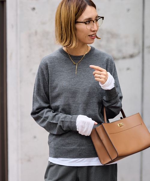 FRAMeWORK（フレームワーク）の「イタリアヤーン basic クループルオーバー（ニット/セーター・レディース・ネイビー/ブルー/チャコールグレー/ホワイト・FREE）」の2枚目の写真