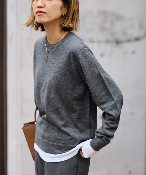 FRAMeWORK（フレームワーク）の「イタリアヤーン basic クループルオーバー（ニット/セーター・レディース・ネイビー/ブルー/チャコールグレー/ホワイト・FREE）」の9枚目の写真