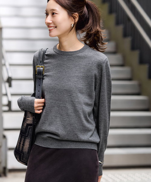 FRAMeWORK（フレームワーク）の「イタリアヤーン basic クループルオーバー（ニット/セーター・レディース・ネイビー/ブルー/チャコールグレー/ホワイト・FREE）」の16枚目の写真