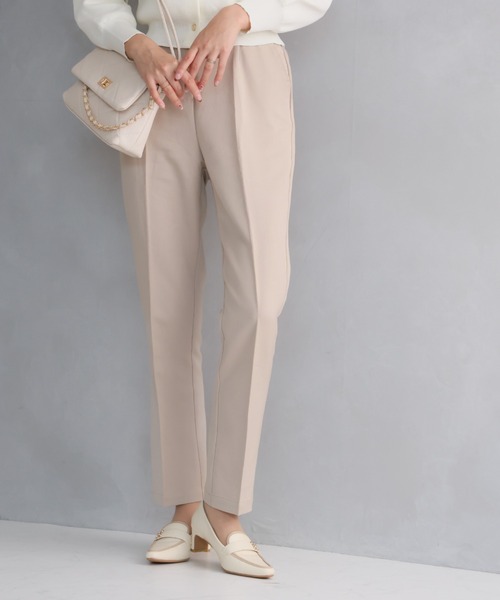 VIVIAN（ヴィヴィアン）の「履きごこちやみつき感激 スクエアトゥモノグラム5cmプレートヒールローファーパンプス（パンプス・レディース・ストーン/ブラック系その他3/ナチュラル・24/23.5/23/22.5/24.5）」の7枚目の写真