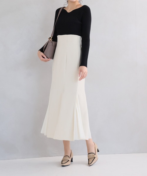 VIVIAN（ヴィヴィアン）の「履きごこちやみつき感激 スクエアトゥモノグラム5cmプレートヒールローファーパンプス（パンプス・レディース・ストーン/ブラック系その他3/ナチュラル・24/23.5/23/22.5/24.5）」の17枚目の写真