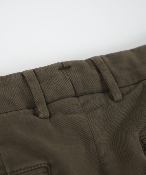 BIRBANTE(ビルバンテ)の「ソンドリオストレッチツイルワンタックパンツ - ブラウン(その他パンツ・メンズ・ブラウン・SMALL/MEDIUM/LARGE/X-LARGE)」の4枚目の写真