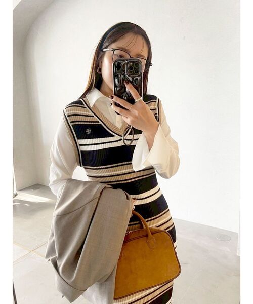 LAGUNAMOON(ラグナムーン)の「シャツレイヤードボーダーニットワンピース 【春服】【オフィスカジュアル】(ワンピース・レディース・ブルー/ベージュ/ブラウン・SMALL/MEDIUM)」の16枚目の写真