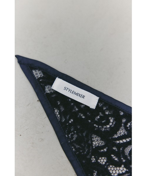 STYLEMIXER(スタイルミキサー)の「ニュアンスレーススカーフ(バンダナ/スカーフ・レディース・ライトグリーン/ネイビー/アイボリー・FREE)」の16枚目の写真