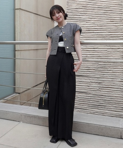 SENEE（セニー）の「tweed balloon sleeve jacket（ツイードバルーンスリーブジャケット）（ノーカラージャケット・レディース・ブラウン/ブラック・MEDIUM/SMALL）」の12枚目の写真