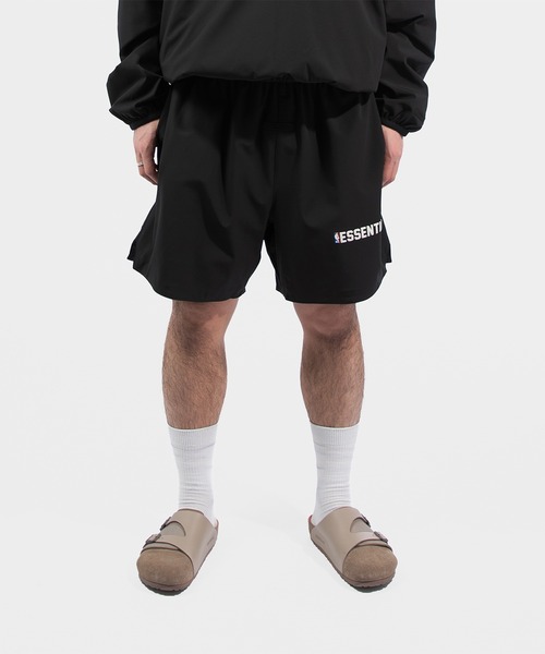 FOG ESSENTIALS（エフオージーエッセンシャルズ）の「ESSENTIALS  NBA CLASSIC FIT SHORT エッセンシャルズ（その他パンツ・メンズ・ブラック・MEDIUM/SMALL/X-SMALL）」の3枚目の写真